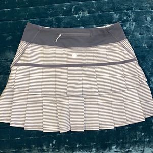 Lululemon Pace setter running skirt